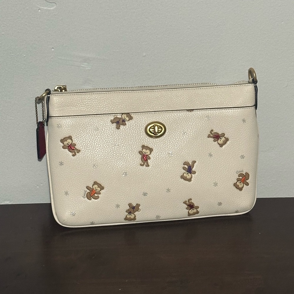 Coach winter bear crossbody